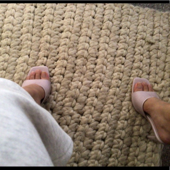 Reptilian Embossed Stilettos - Picture 6 of 11